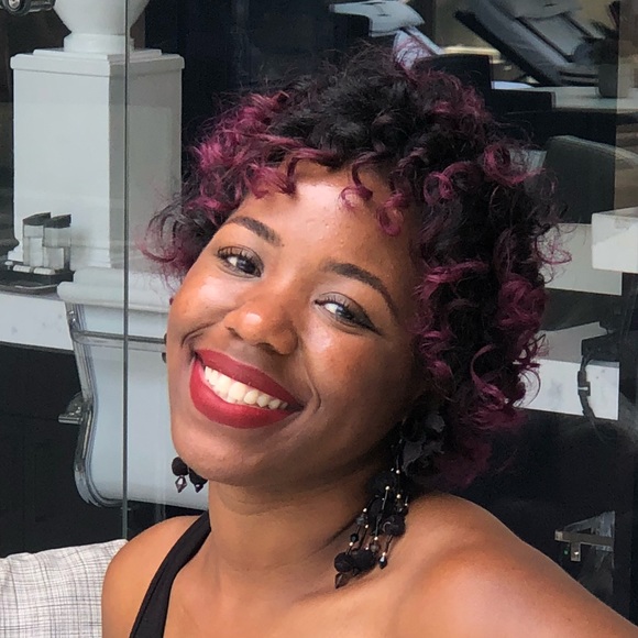 Meet your Posher, Tawanna - Picture 1 of 1